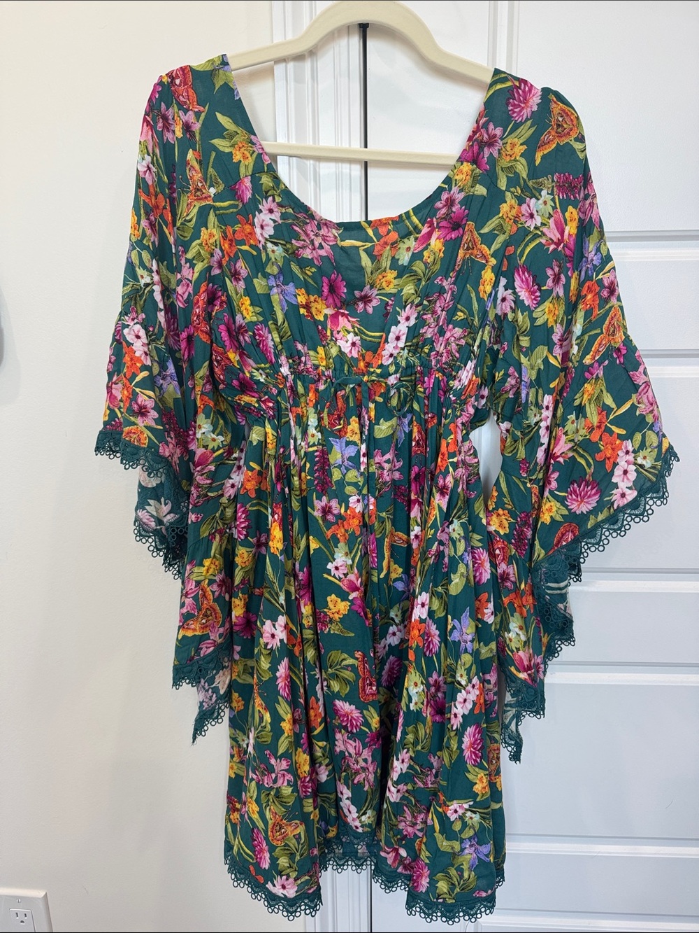 NEW Jessica Simpson Bora Bora Dress Gorgeous Green Floral, size Medium